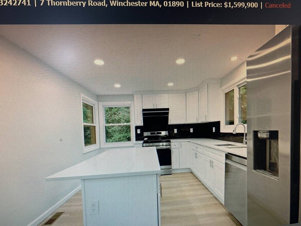 Winchester, MA 01890,7 Thornberry Road #0