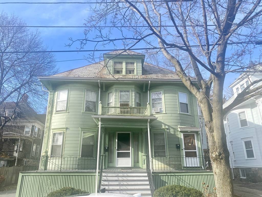 Malden, MA 02148,32 Grace Street #1