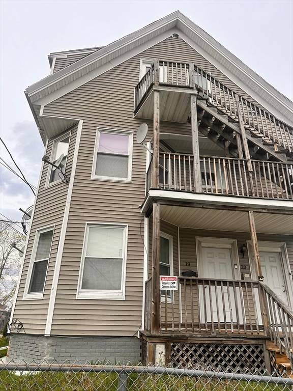 Brockton, MA 02301,18-20 Watson St #3