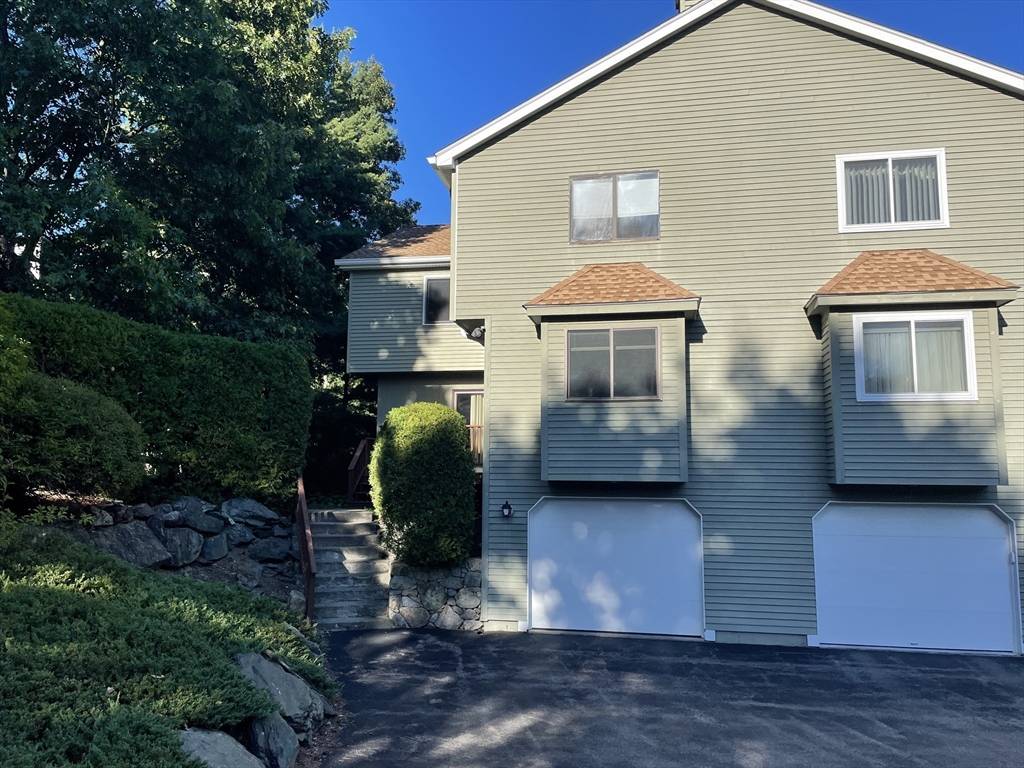 Ashland, MA 01721,103 Arrowhead Cir #103