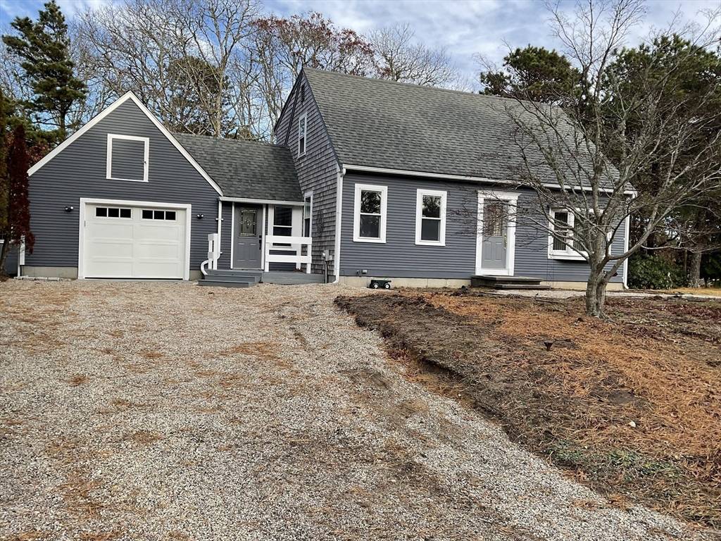 Harwich, MA 02645,5 Penobscot Way