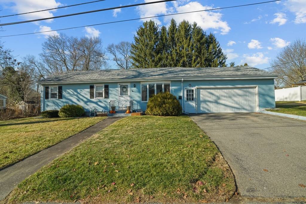 Somerset, MA 02726,141 Butternut Rd