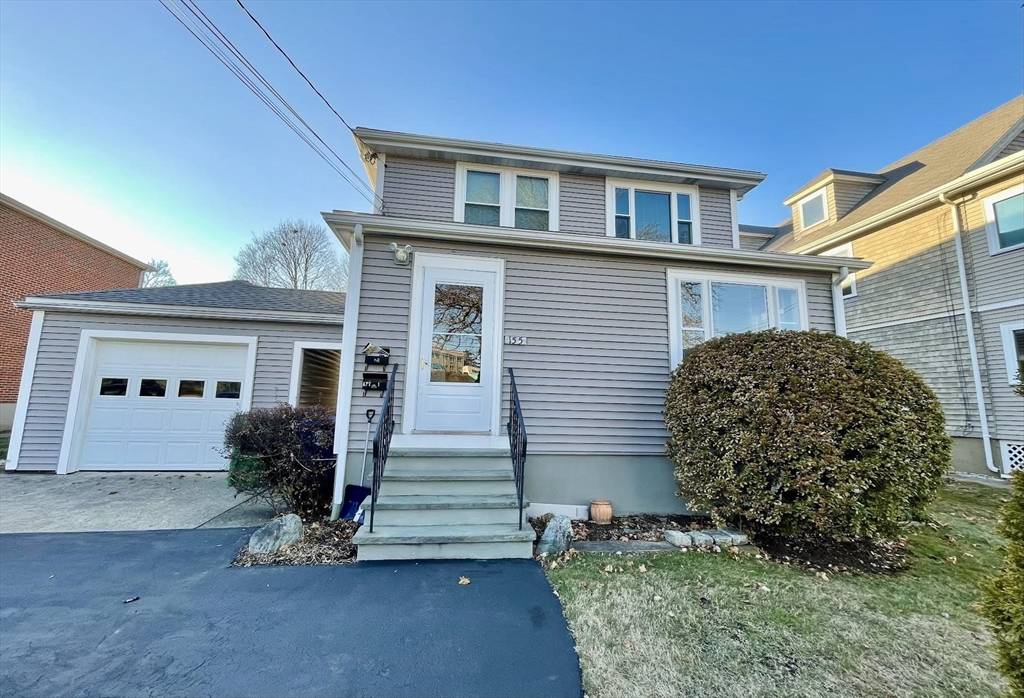 Newton, MA 02458,155 Jackson Road #1