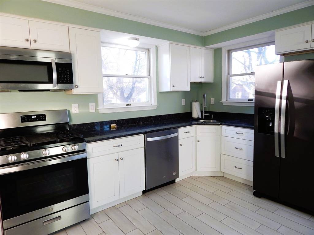 Attleboro, MA 02703,13 Allen Ave