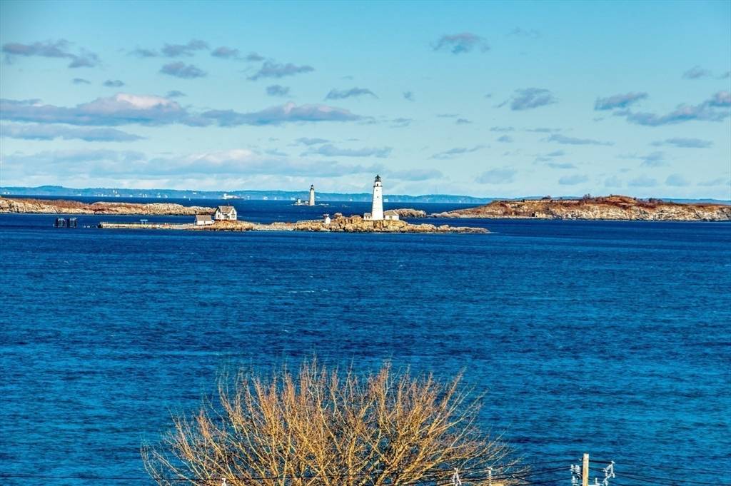 Hull, MA 02045,1181 Nantasket Ave #3