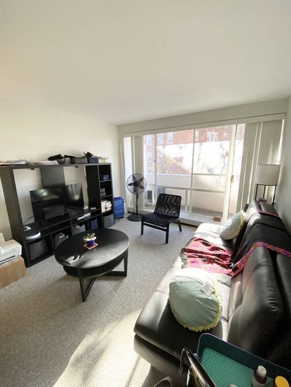 Cambridge, MA 02472,29 Concord Ave #FURNISHED