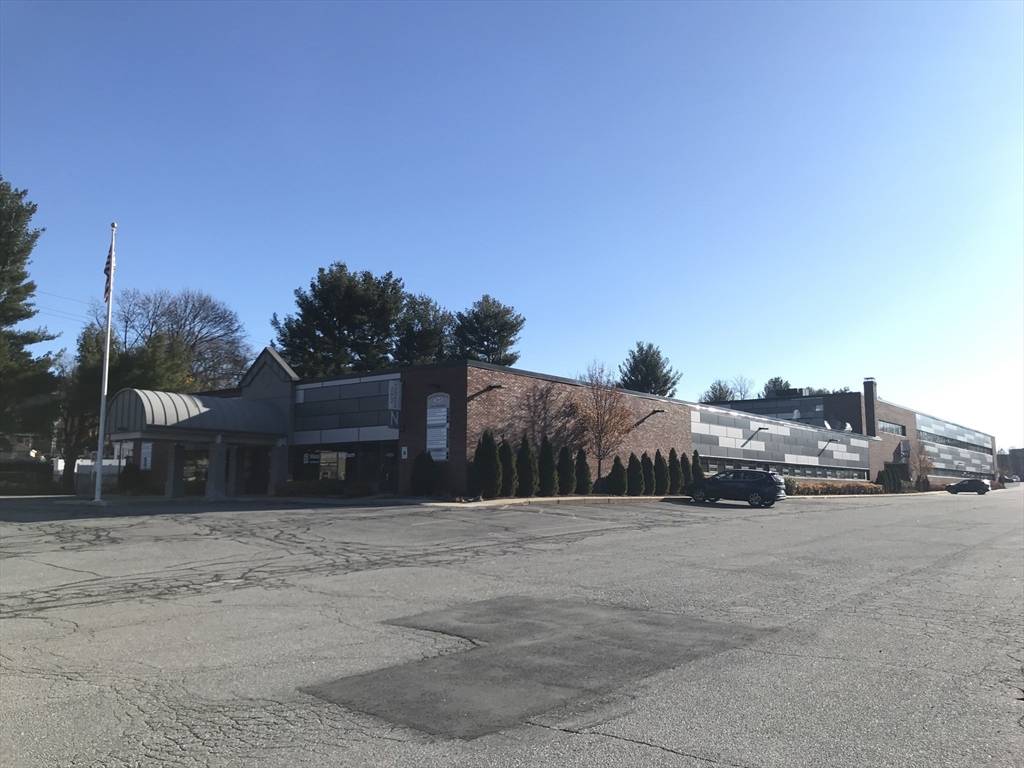 North Andover, MA 01845,231 Sutton Street #2D2