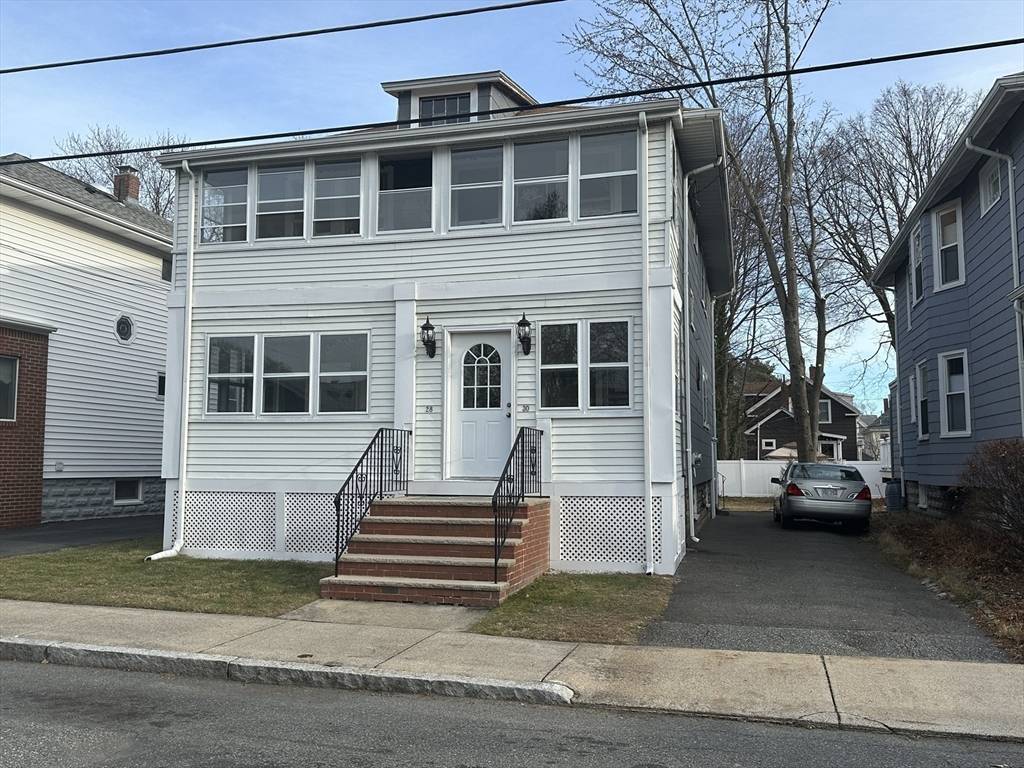 Medford, MA 02155,28 Maple Avenue #1