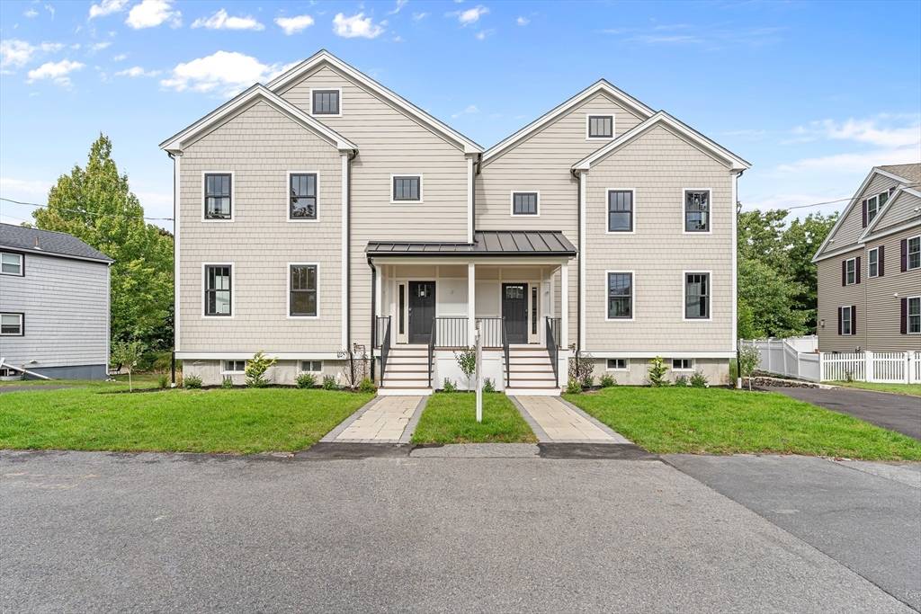 Needham, MA 02494,12 Guild Road #12