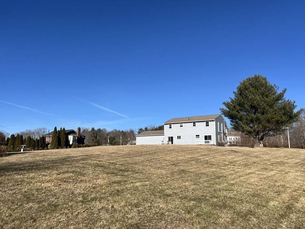 Charlton, MA 01507,47-A North Sturbridge Road #A