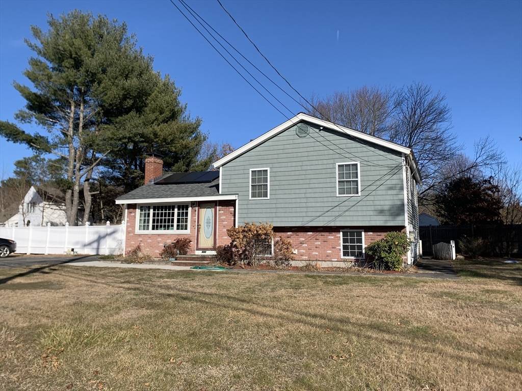 Tewksbury, MA 01876,520 Foster Street