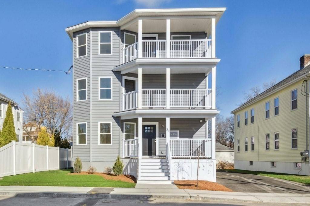 Norwood, MA 02062,34 Saint Joseph Avenue #3