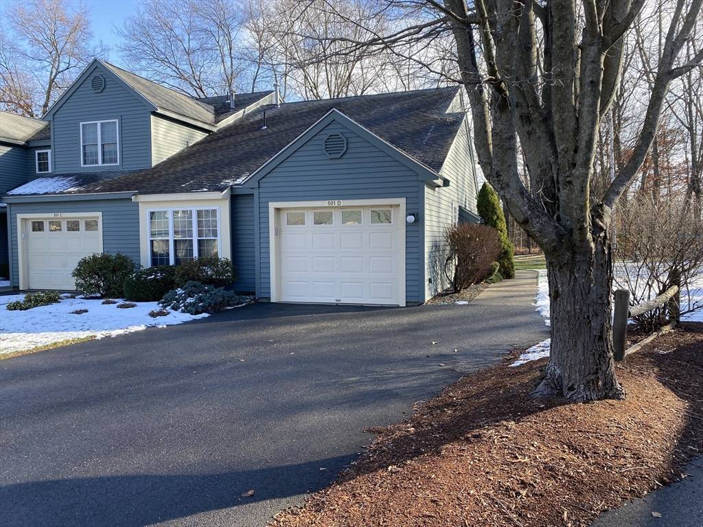 Clinton, MA 01510,501 Ridgefield Cir #D