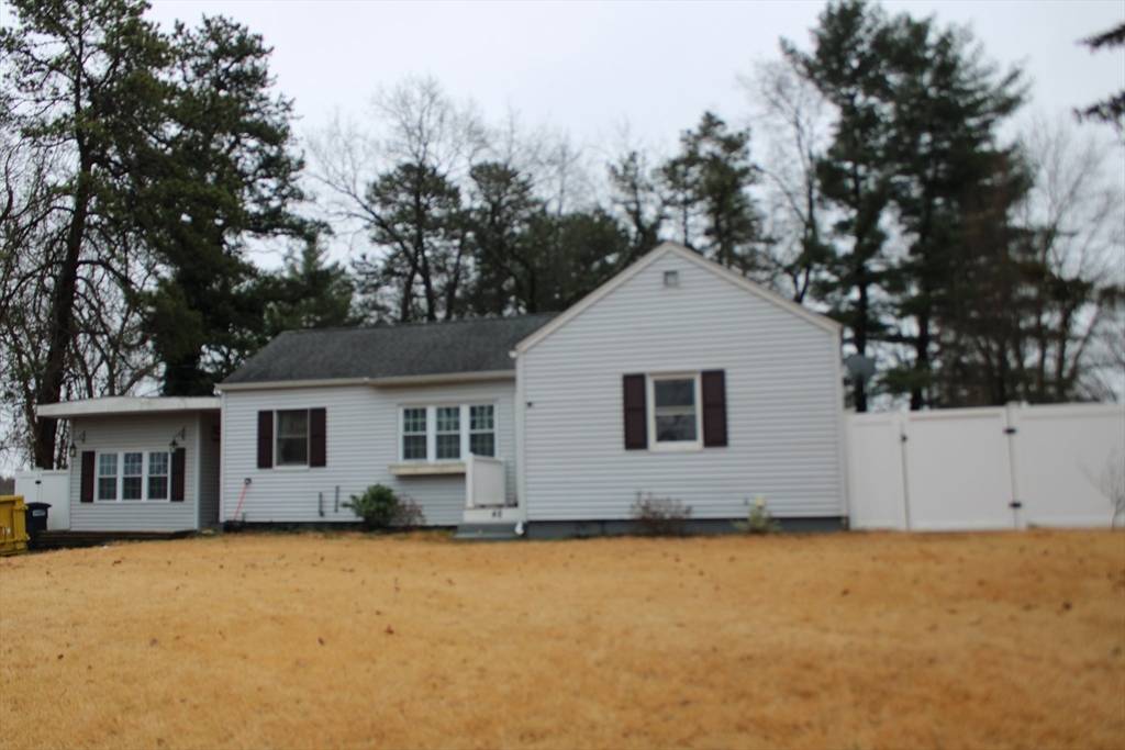 Southwick, MA 01077,48 Pineywood Rd