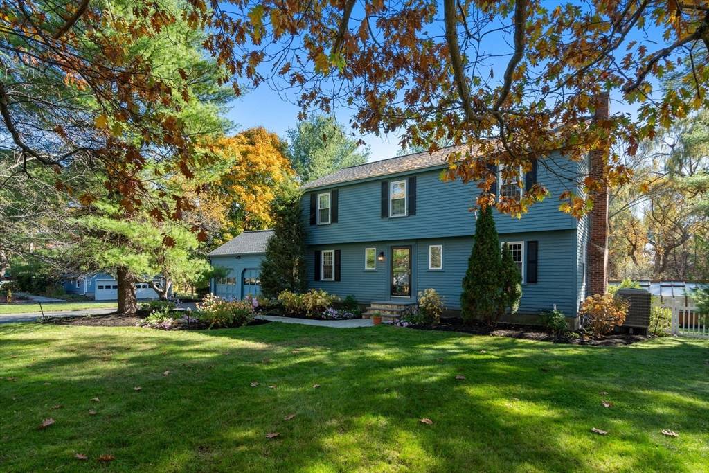 Concord, MA 01742,30 Kenney Ln