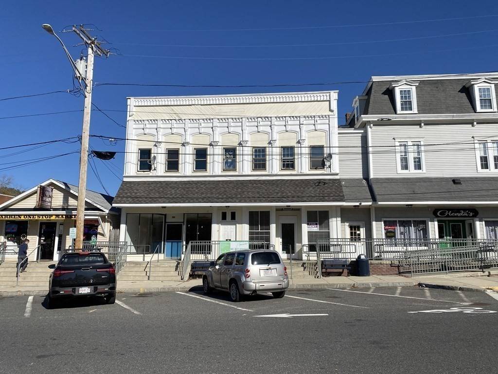 Warren, MA 01083,954 Main St #1L