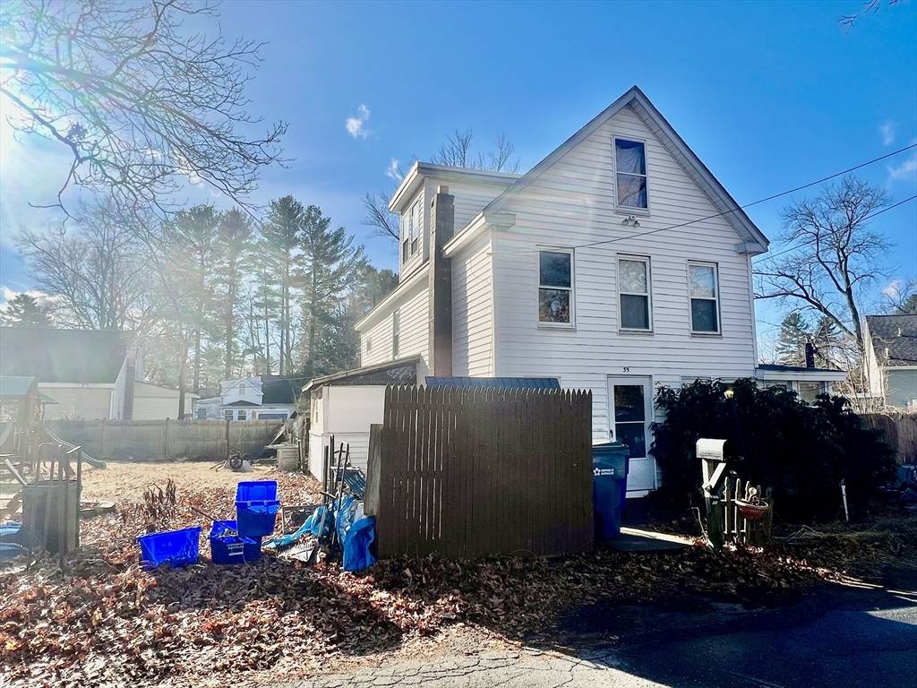 Tewksbury, MA 01876,35 Oak Street