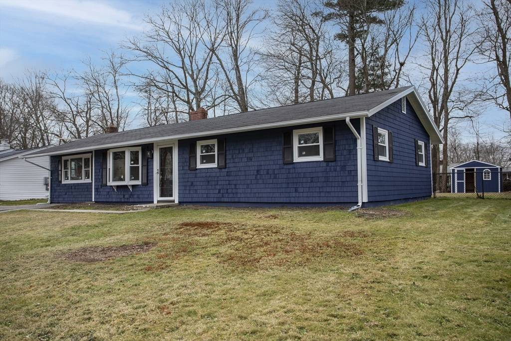 Holbrook, MA 02343,27 Bradford St