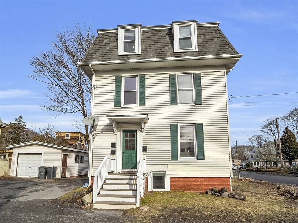 Gloucester, MA 01930,113 Mt Pleasant Ave Winter Rental #1