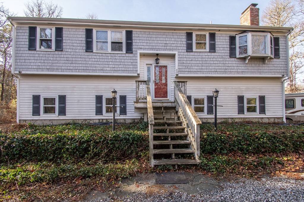 Yarmouth, MA 02673,49 Warbler Ln