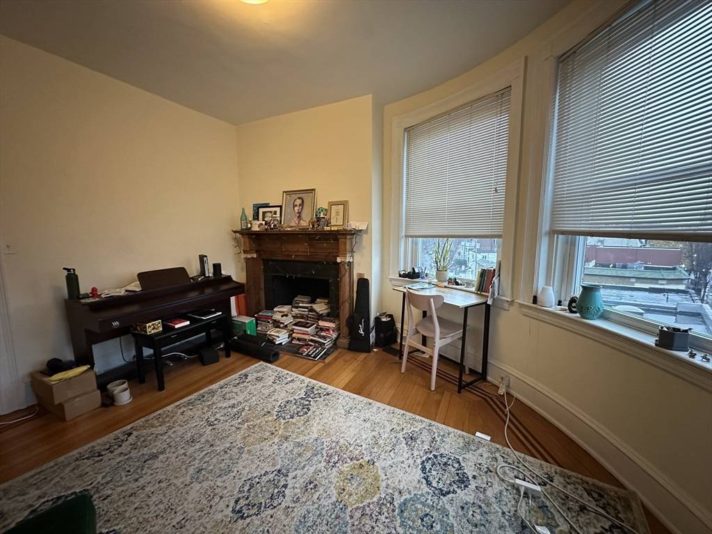 Cambridge, MA 02138,1654 Massachusetts Ave #45