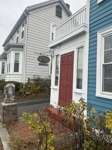 Gloucester, MA 01930,53 Western Avenue #1