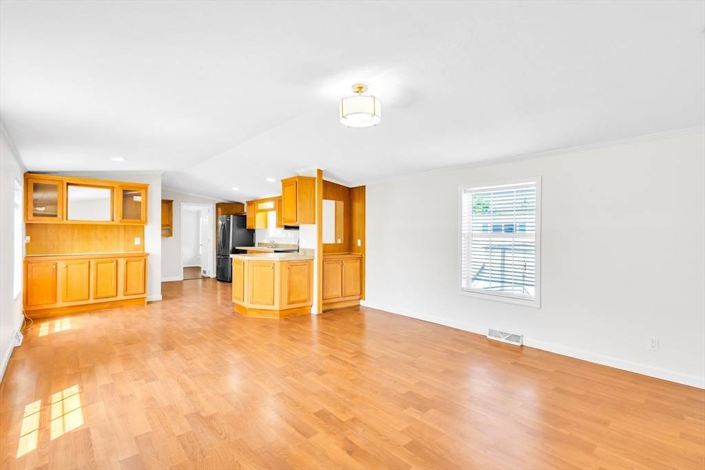 Marlborough, MA 01752,181 Boston Post Road E #52