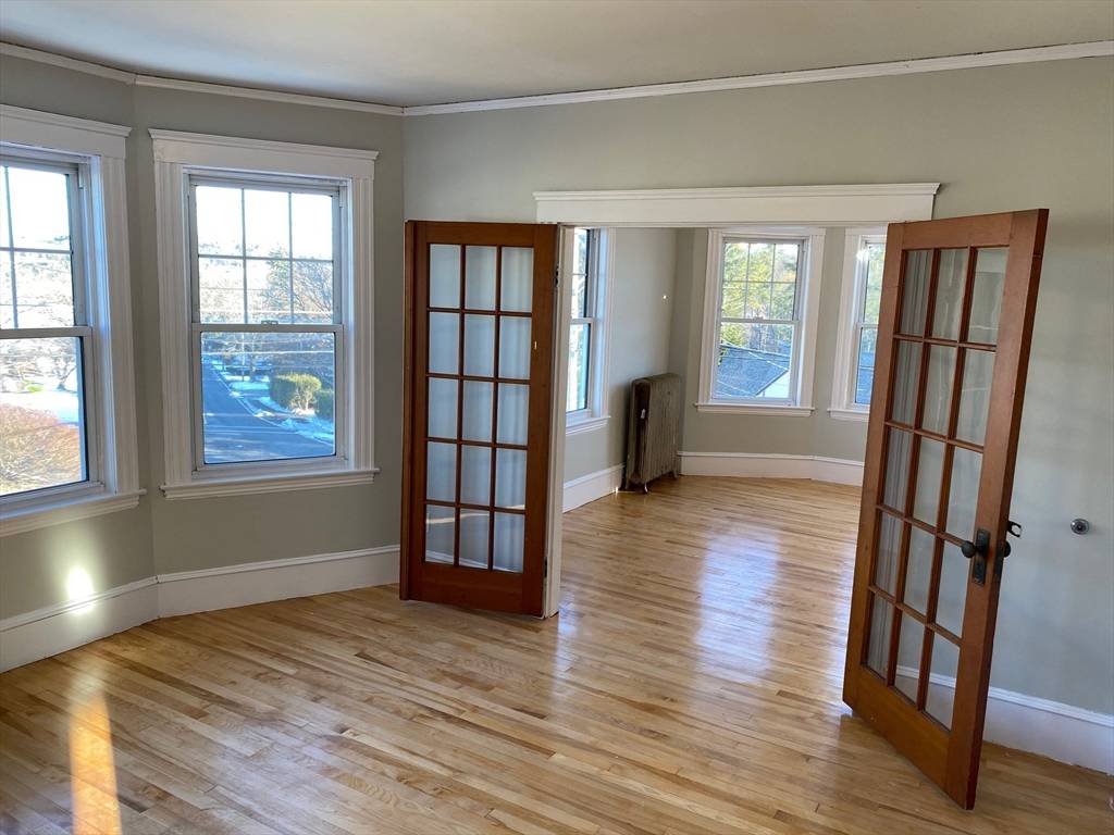 North Andover, MA 01845,232 Osgood St #2