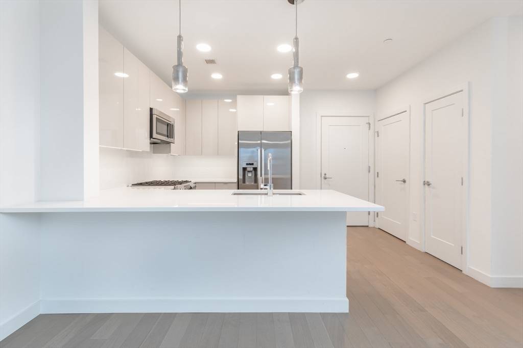 Boston, MA 02128,45 Lewis St #403