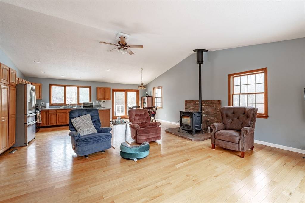 Ware, MA 01082,76 Coffey Hill Rd