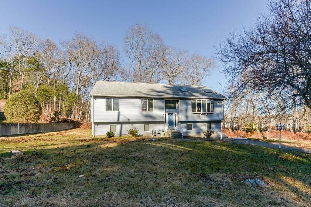 Taunton, MA 02780,15 Ryan Cir