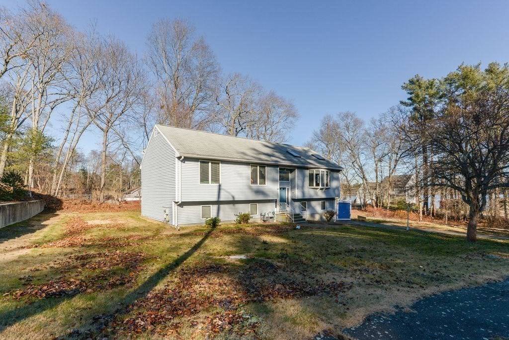 Taunton, MA 02780,15 Ryan Cir