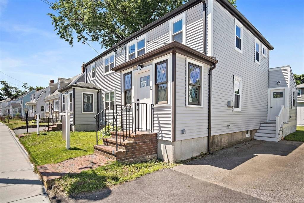 Quincy, MA 02169,30 Arnold St #30