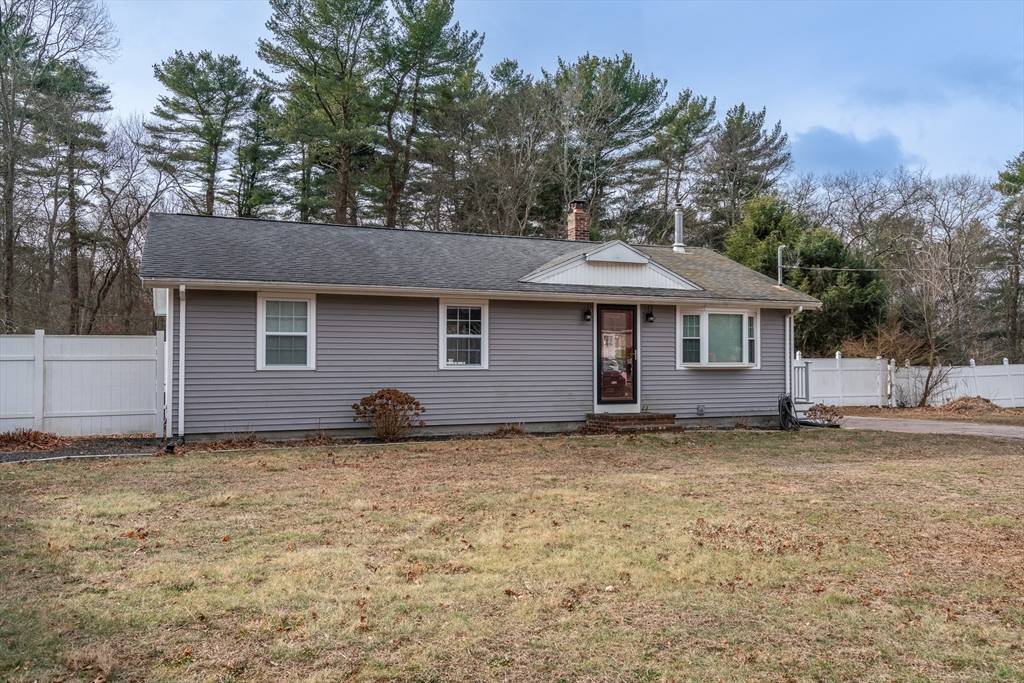 Berkley, MA 02779,13 Padelford St