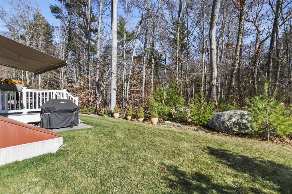 Millis, MA 02054,4 Acorn Pl #4