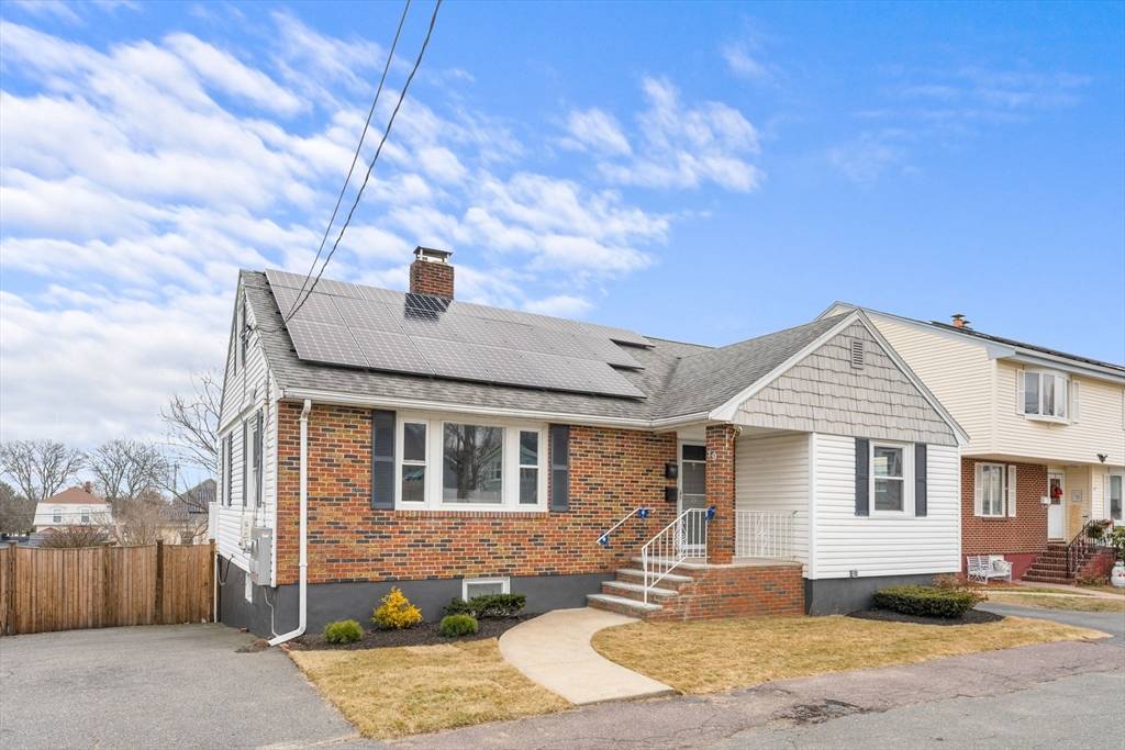 Winthrop, MA 02152,19 Oceanview Way