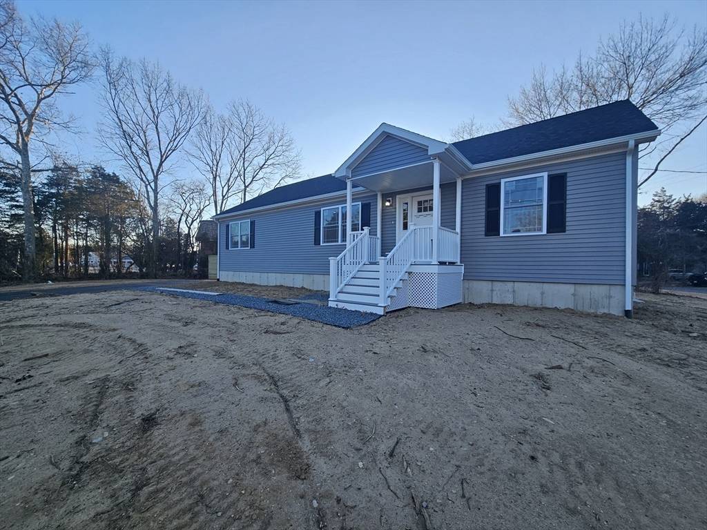 Marshfield, MA 02050,15 Bourne Park Ave