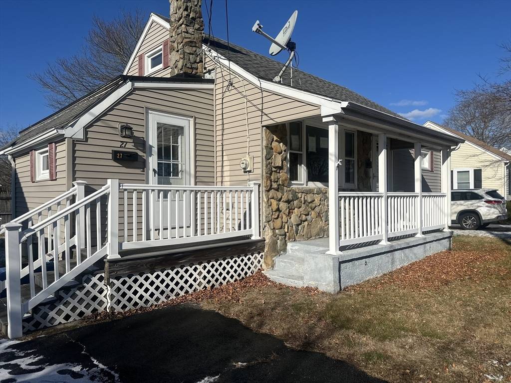 Swansea, MA 02777,27 Prairie Ave