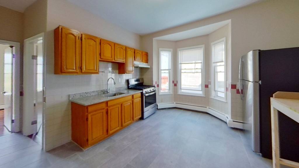 Boston, MA 02119,119 George St. #2