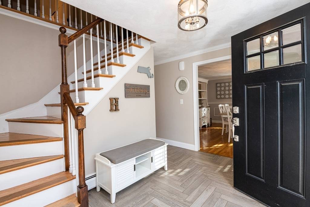Lynnfield, MA 01940,7 Mohawk Ln