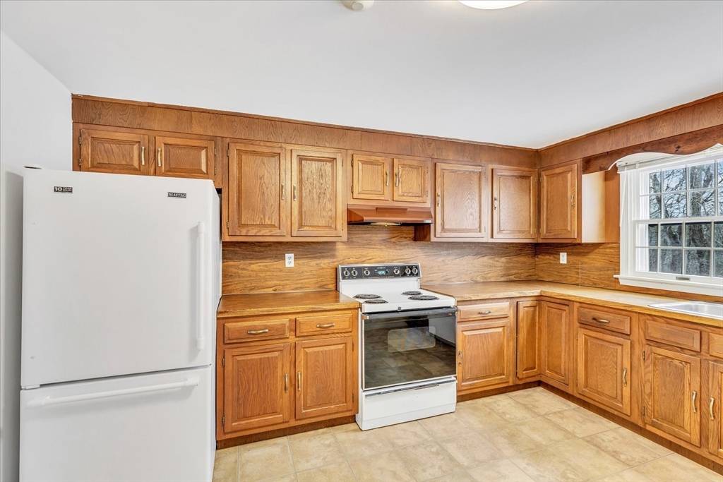 Sandwich, MA 02563,3 Highview Dr #3