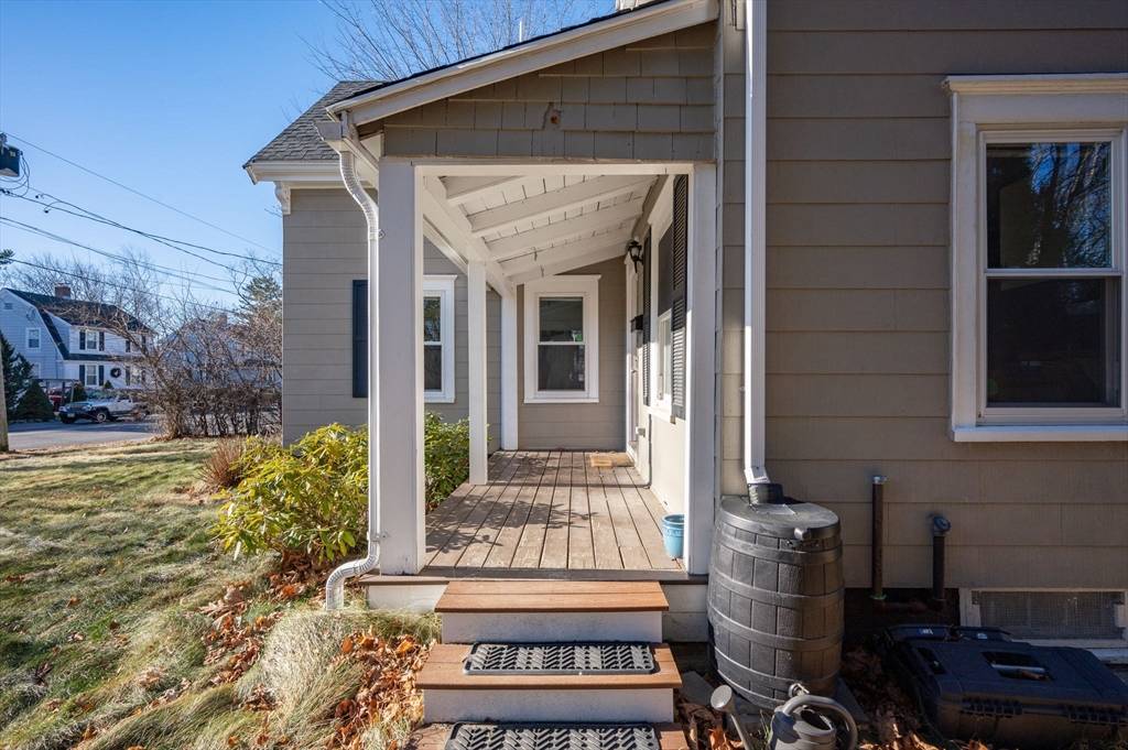Whitman, MA 02382,189 Warren Ave