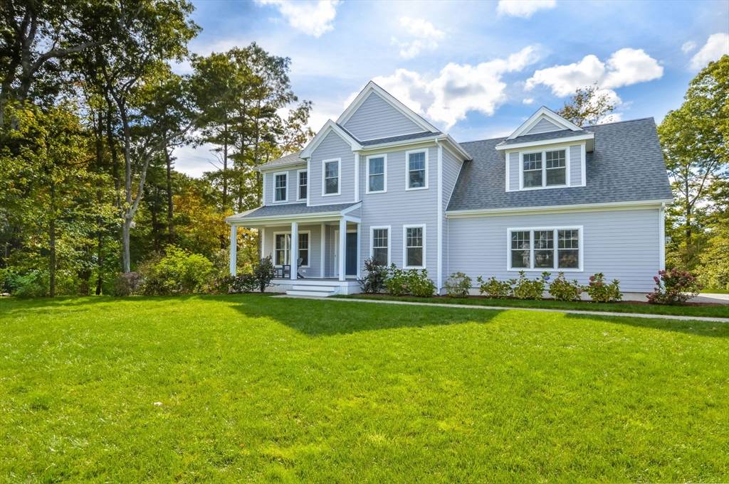 Mattapoisett, MA 02739,1 White Pine Ln