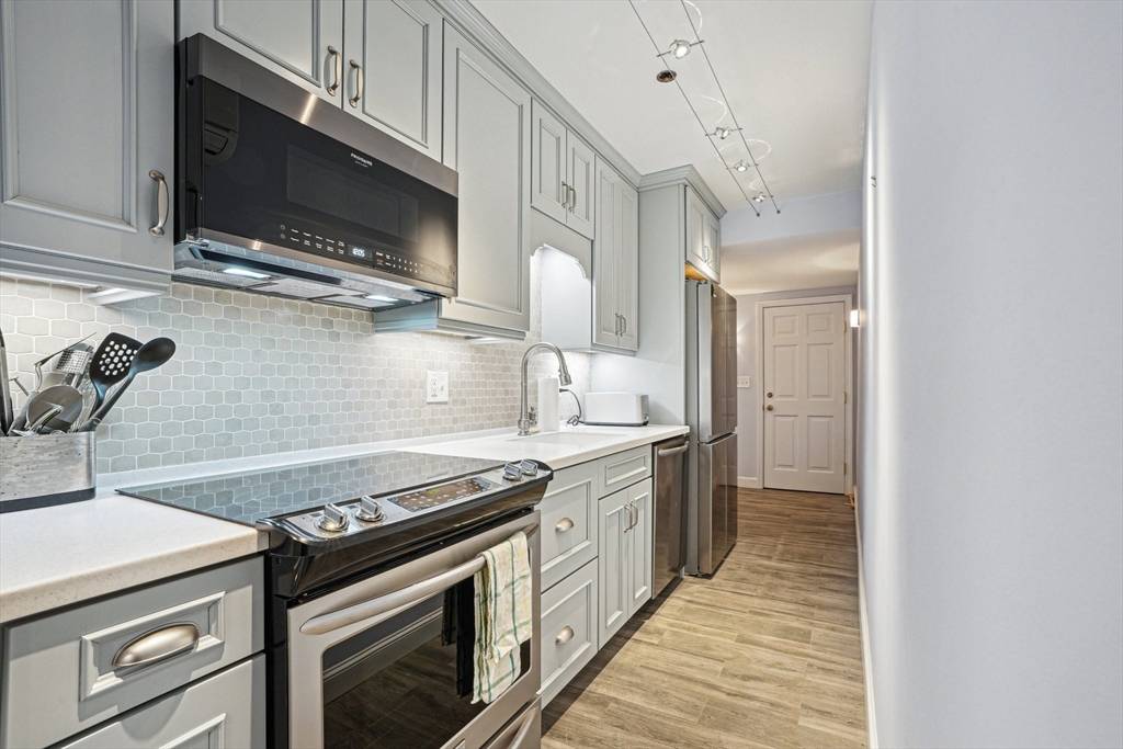 Boston, MA 02116,261 Marlborough St #1