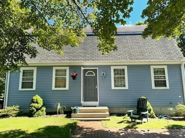 Falmouth, MA 02536,15 Crofton Ln