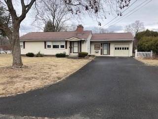 South Hadley, MA 01075,7 Brittany Road