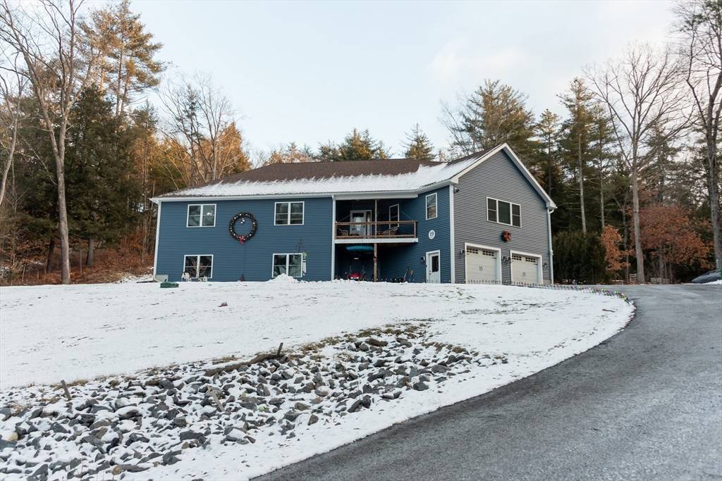 Erving, MA 01344,19 Swamp Rd