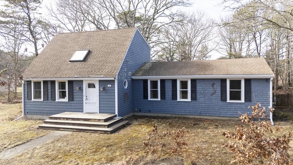 Falmouth, MA 02536,14 Julius Rd