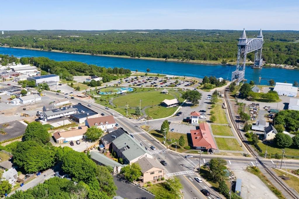 Bourne, MA 02532,69-73 Main St  & 0 Cohasset Ave