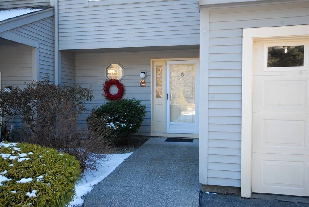 Clinton, MA 01510,606 Ridgefield Circle #D